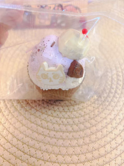 hijojowo 62 いちごアイスのカップ、立体の6匹のかわいい子たちがランダム